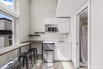 1811 20th Avenue, Seattle, WA 98122 - Photo 18