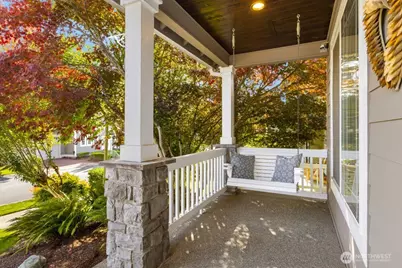 18306 92nd Avenue E, Puyallup, WA 98375 - Photo 2