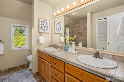 22525 SE 46th Place, Sammamish, WA 98075 - Photo 28