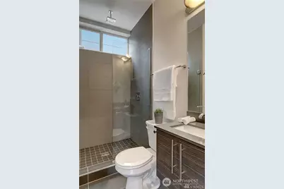 6546 24th Avenue NW, Seattle, WA 98117 - Photo 16