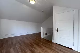 125 NE 52nd St, Seattle, WA 98105 - Photo 28