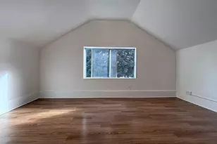 125 NE 52nd St, Seattle, WA 98105 - Photo 26