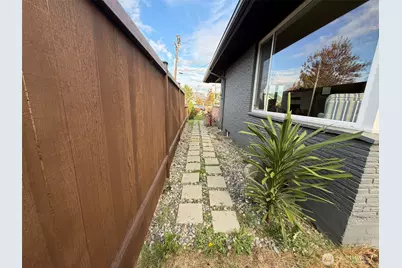 522 Hawthorne Street, Everett, WA 98201 - Photo 26