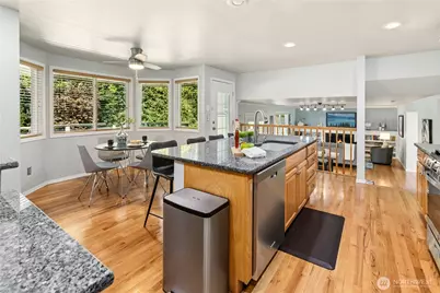 18225 154th Place SE, Renton, WA 98058 - Photo 10