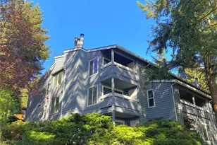 9302 Redmond Woodinville Rd NE, Redmond, WA 98052 - Photo 1