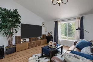 18908 SE 116th Pl, Issaquah, WA 98027 - Photo 2