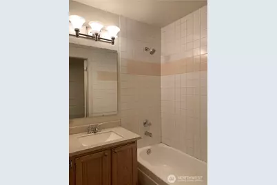 3028 Western Avenue #309, Seattle, WA 98121 - Photo 8