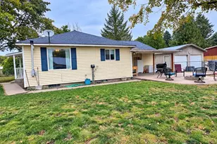 403 Main St, Oroville, WA 98844 - Photo 24