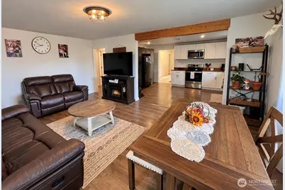 403 Main Street, Oroville, WA 98844 - Photo 4