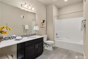 8240 NE 196th St, Kenmore, WA 98028 - Photo 18