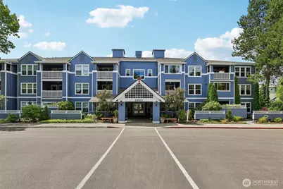 3935 226th Place SE #207, Issaquah, WA 98029 - Photo 2