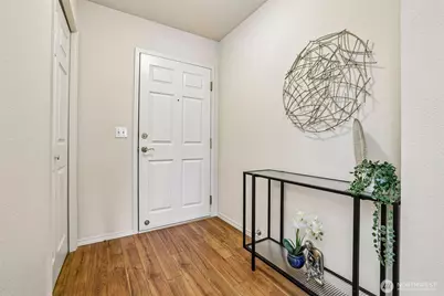 22535 SE Highland Circle #302, Issaquah, WA 98029 - Photo 6