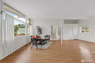 15425 SE 11th St, Bellevue, WA 98007 - Photo 8