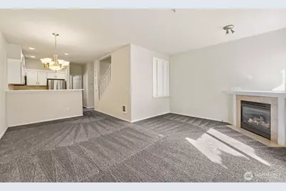 1800 NE 40th Street #F3, Renton, WA 98056 - Photo 8