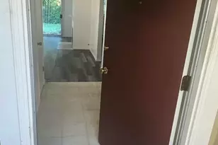13821 SE Allen Rd., Bellevue, WA 98006 - Photo 18