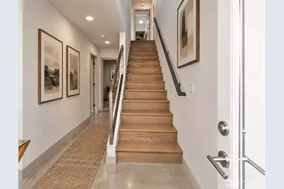 9515 A 8th Avenue NW, Seattle, WA 98117 - Photo 2