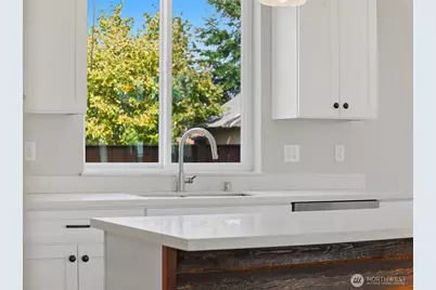 6923 S Mason Avenue, Tacoma, WA 98409 - Photo 8
