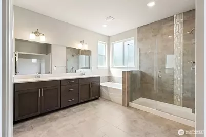 12911 Emerald Ridge Boulevard E, Puyallup, WA 98374 - Photo 24