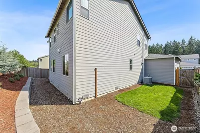 12911 Emerald Ridge Boulevard E, Puyallup, WA 98374 - Photo 34