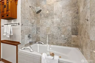 5436 44th Avenue SW, Seattle, WA 98136 - Photo 10