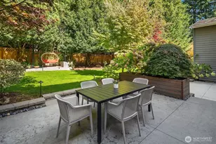 12750 NE 35th Pl, Bellevue, WA 98005 - Photo 32