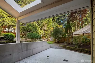 12750 NE 35th Pl, Bellevue, WA 98005 - Photo 34