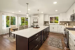 554 Paradise Ln, Edmonds, WA 98020 - Photo 10