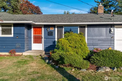 324 NE Queets Street, Oak Harbor, WA 98277 - Photo 2