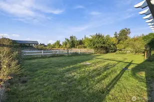 18228 SE 394th St, Auburn, WA 98092 - Photo 8