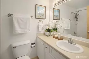 23339 Cedar Way, Mountlake Terrace, WA 98043 - Photo 14