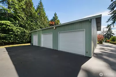 9001 Warren Drive NW, Gig Harbor, WA 98335 - Photo 38