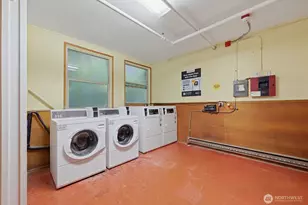 7 Harrison St, Seattle, WA 98109 - Photo 14
