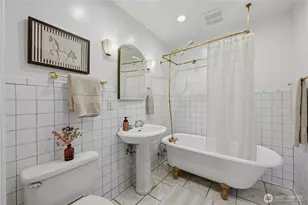 7 Harrison St, Seattle, WA 98109 - Photo 12