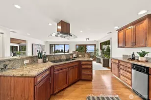 7114 164th St SW, Edmonds, WA 98026 - Photo 8