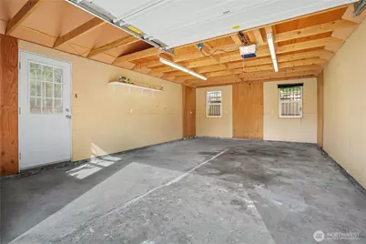 9015 Forest Ave SW, Lakewood, WA 98498 - Photo 18