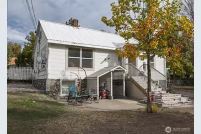 26 W Cherry Avenue, Omak, WA 98841 - Photo 18