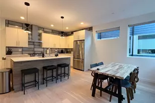 2617 3rd Ave W, Seattle, WA 98119 - Photo 2
