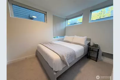 2617 3rd Avenue W, Seattle, WA 98119 - Photo 14