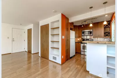 731 N 94th Street #8, Seattle, WA 98103 - Photo 12