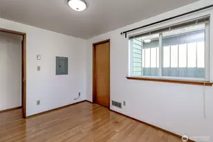 731 N 94th St, Seattle, WA 98103 - Photo 24