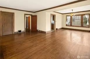 4302 Francis Ave N, Seattle, WA 98103 - Photo 6
