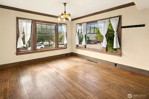 4302 Francis Ave N, Seattle, WA 98103 - Photo 8