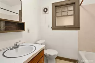 4302 Francis Ave N, Seattle, WA 98103 - Photo 14