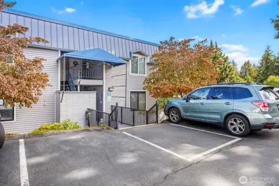 924 Shorewood Drive #E-49, Bremerton, WA 98312 - Photo 4