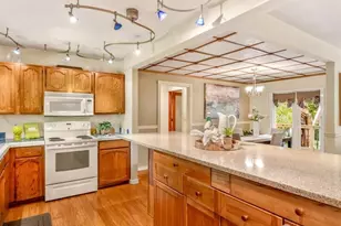 15219 78th Ave NE, Kenmore, WA 98028 - Photo 14