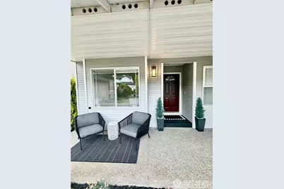10216 62nd Drive NE, Marysville, WA 98270 - Photo 2