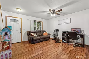 1405 NE 12th St, Battle Ground, WA 98604 - Photo 6