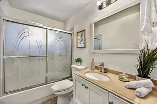 12103 Gibson Rd, Everett, WA 98204 - Photo 16
