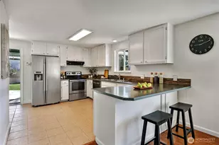 12103 Gibson Rd, Everett, WA 98204 - Photo 10