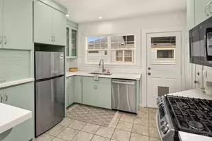 5108 Woodlawn Ave N, Seattle, WA 98103 - Photo 10
